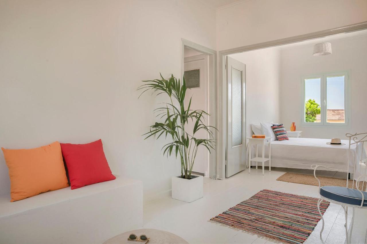 Bohemian Nest - Cheerful 2-Bedroom Villa With Pool Dhavgáta Dış mekan fotoğraf